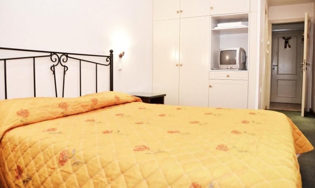 Hotel Elatou Ano Chora Zimmer foto