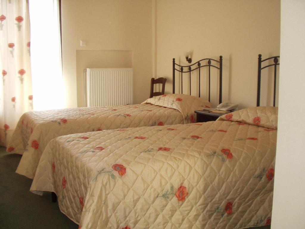 Hotel Elatou Ano Chora Zimmer foto